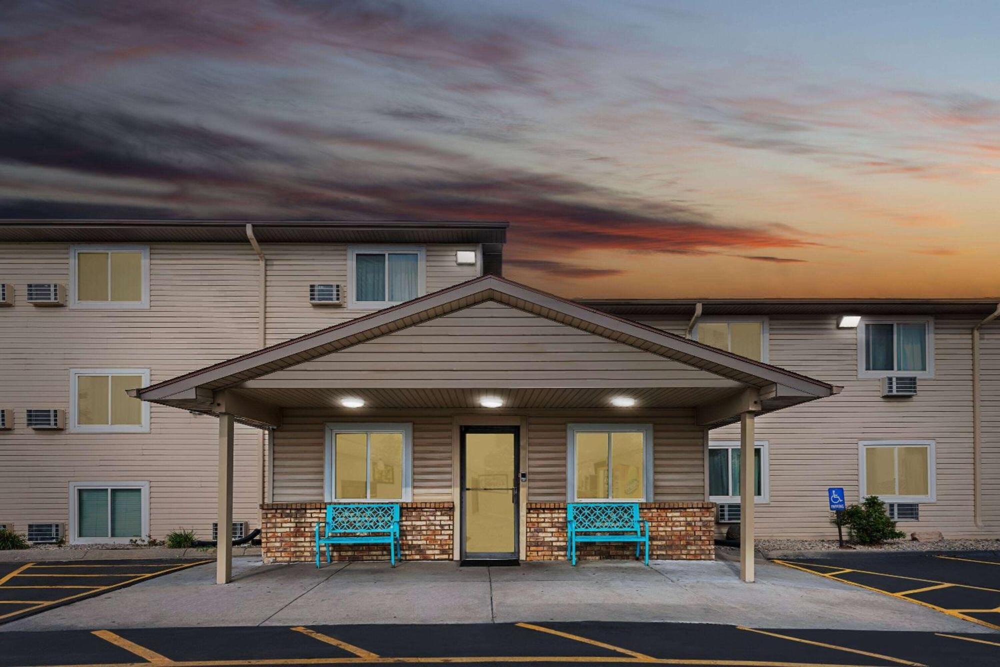 Motel Super 8 By Wyndham Council Bluffs Ia Omaha Ne Area Exterior foto